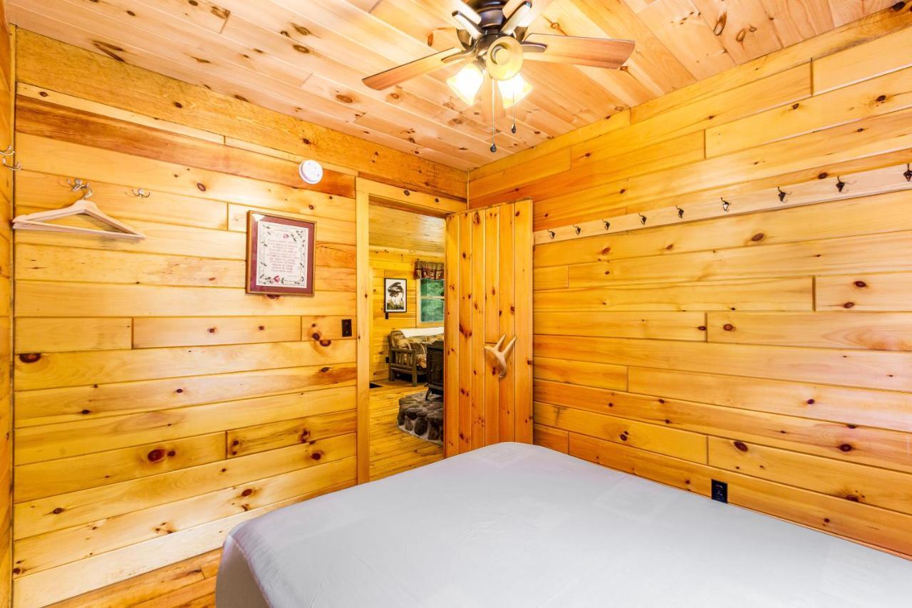Lost Pond Cabin Schroon Lake المظهر الخارجي الصورة