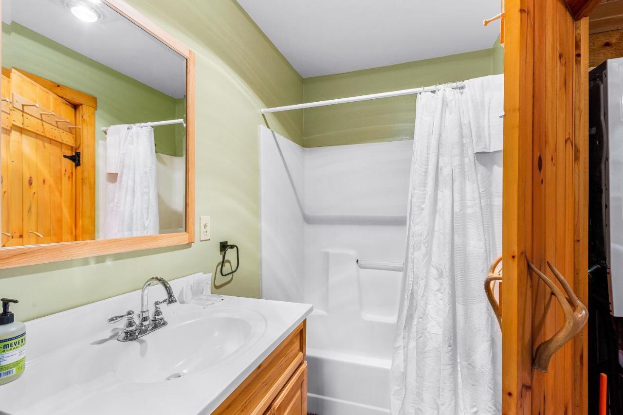Lost Pond Cabin Schroon Lake المظهر الخارجي الصورة